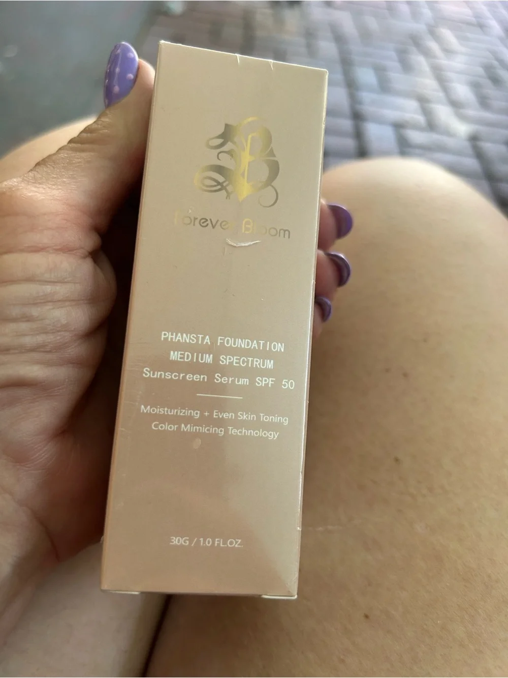 Forever Bloom Phansta Foundation - With sunscreen